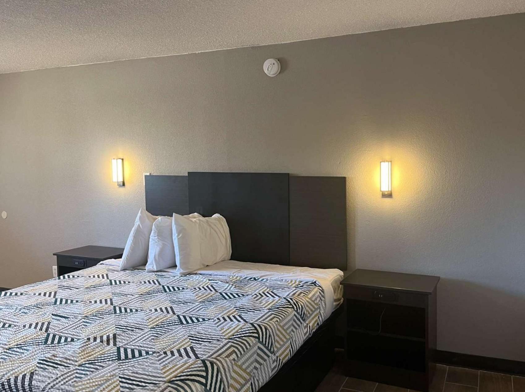 Studio 6 Suites Hurricane, Wv Екстер'єр фото
