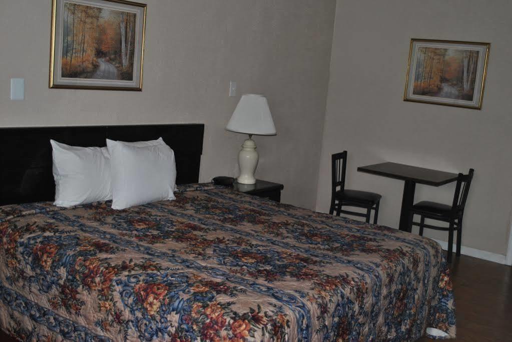 Studio 6 Suites Hurricane, Wv Екстер'єр фото